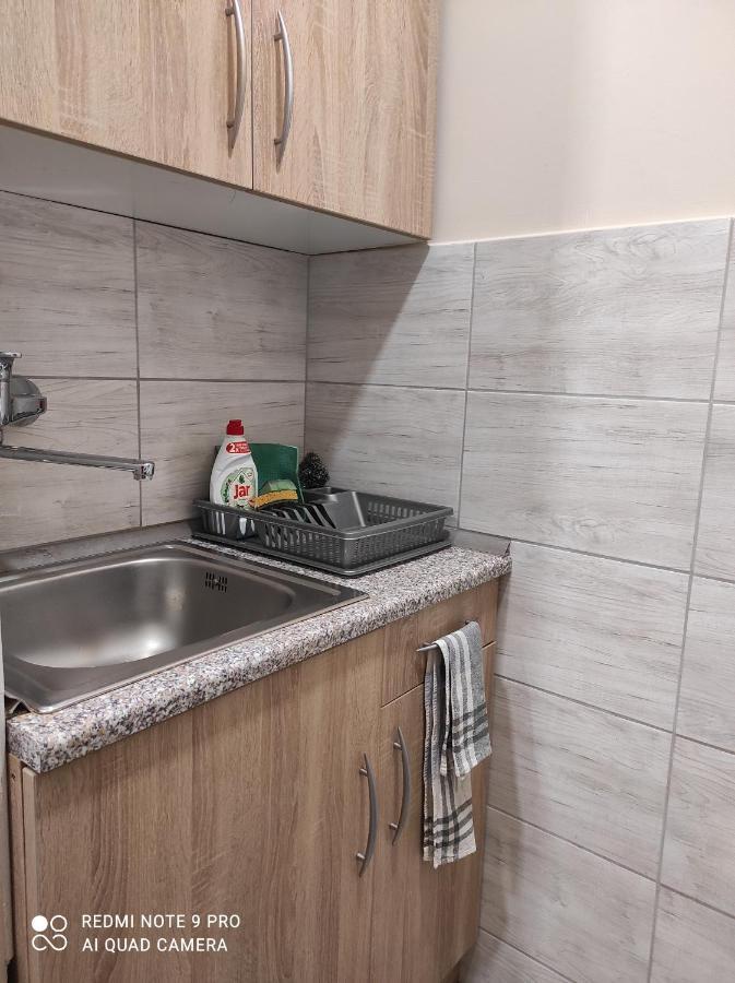 Desi Apartman Капошвар Екстер'єр фото